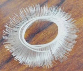 Tresse cils blanc 20 cm de long et 1 cm de haut