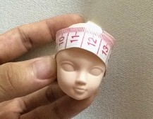 Tête de poupée type barbie