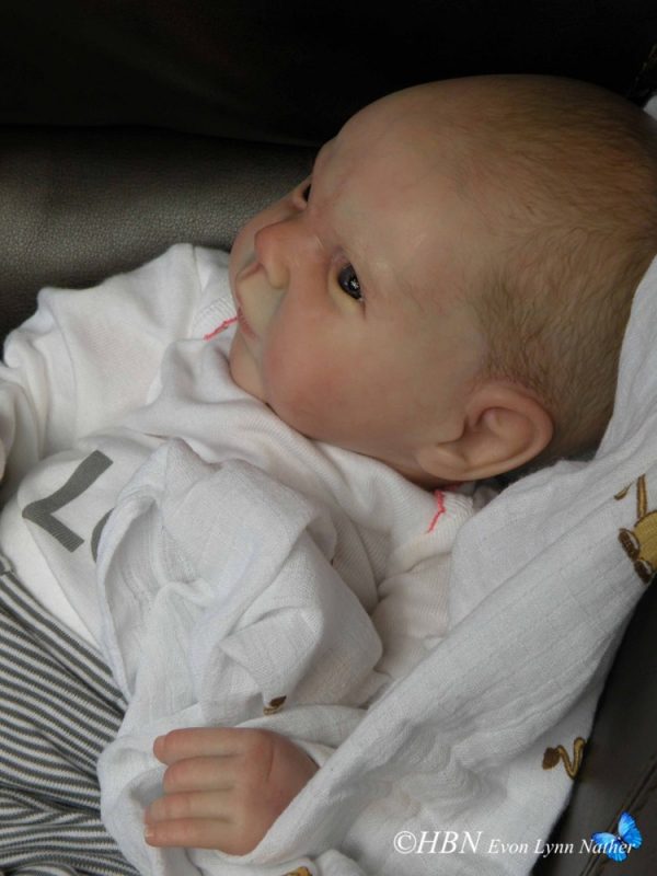 Gabriel sans corps avec 1kg de billes de verre – Image 2