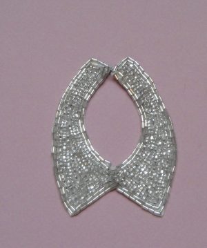 Collier en forme de col en perles tissées pour poupée ancienne contemporaine
