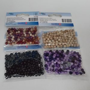 Perles en bois taille et couleur différente marque Glorex