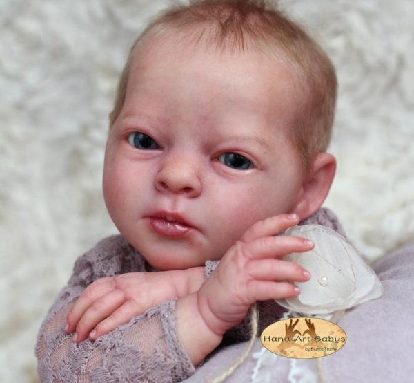Realborn Elizabeth Awake sans corps – Image 4