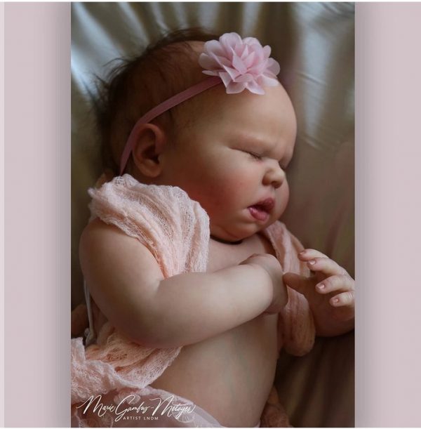 Realborn  Harlow Sleeping sans corps – Image 3