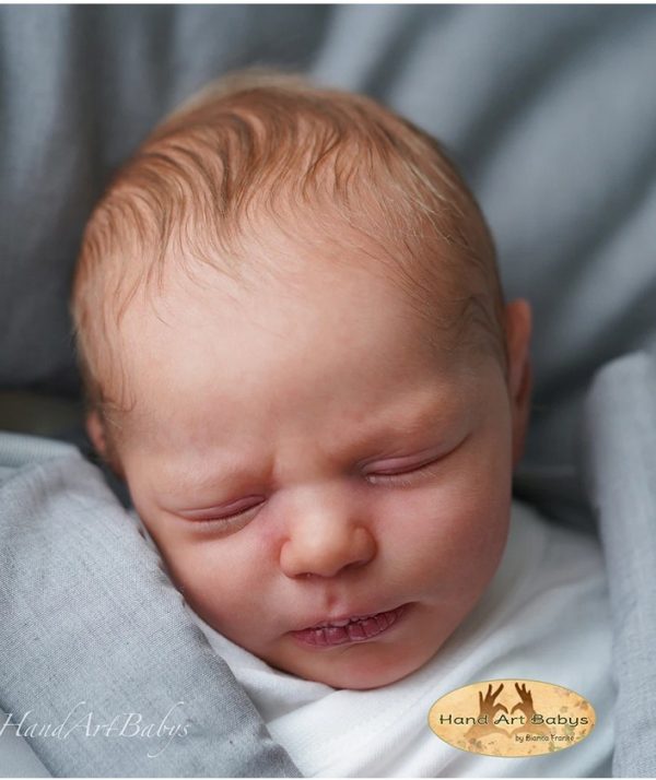 Realborn  Emmy Sleeping sans corps
