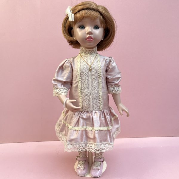 Robe en soie sauvage Made in France pour poupée de 40/45cm de haut