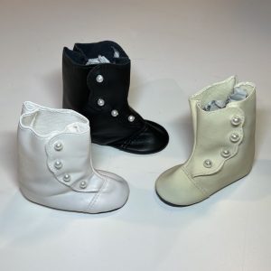 Bottes pour poupée avec perles
