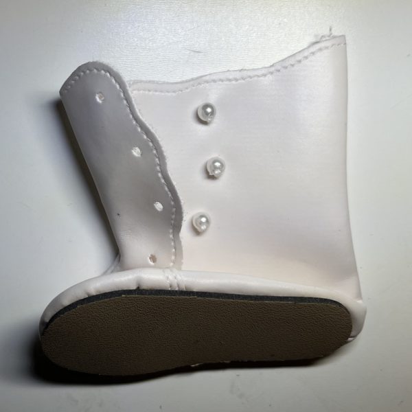 Bottes pour poupée avec perles – Image 3